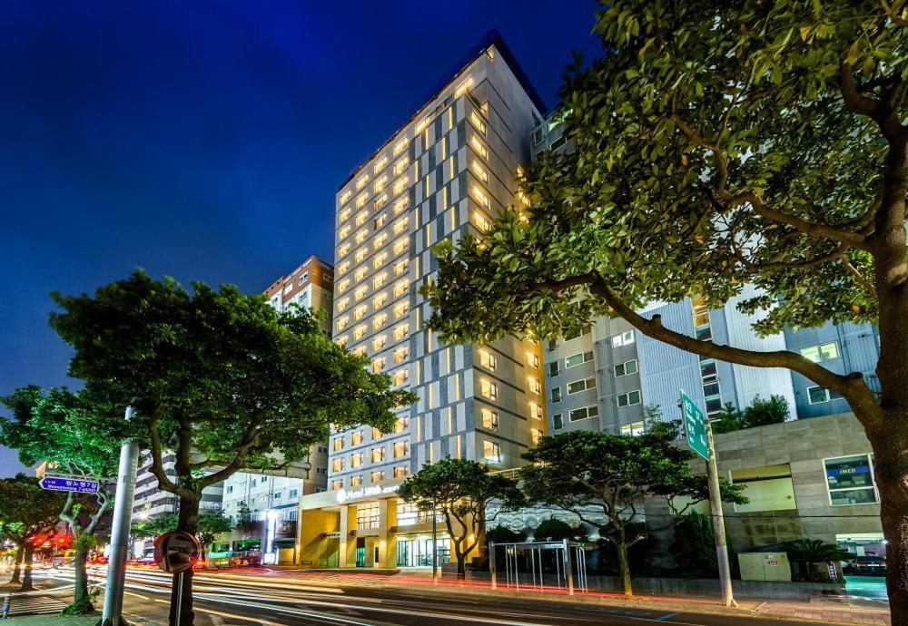 Hotel With City Jeju by Eksteriør bilde
