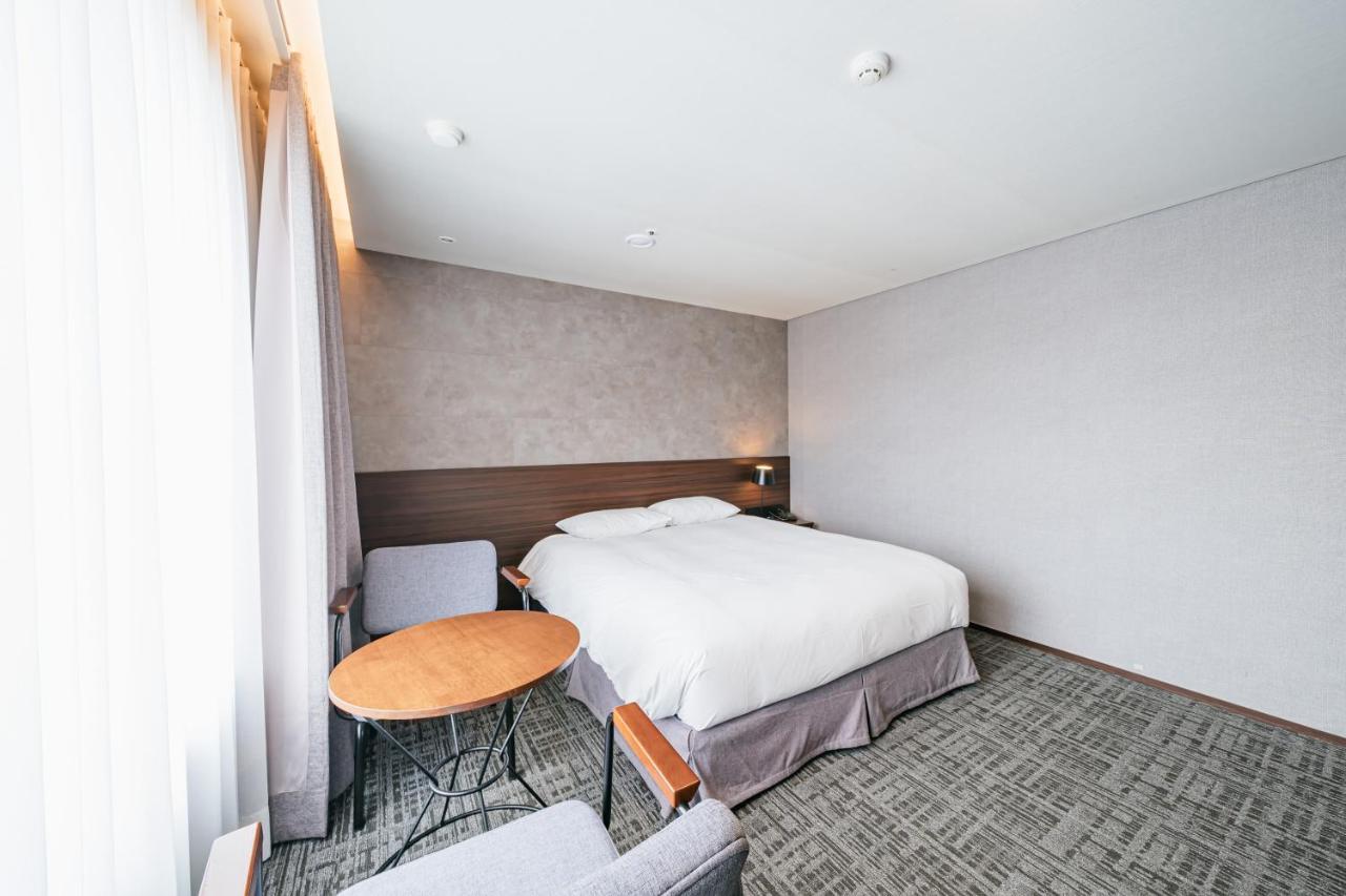 Hotel With City Jeju by Eksteriør bilde